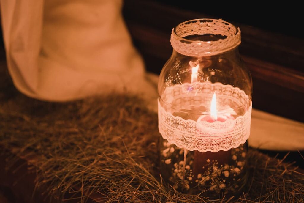 lampion z koronką na wesele boho